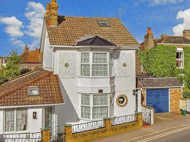 House for sale in Upper Deal, Ash