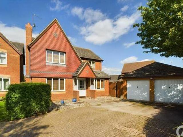 House for sale in Northampton, Northamptonshire