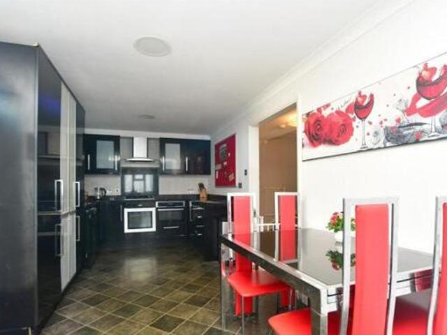 House for sale in Oad Street, Kent