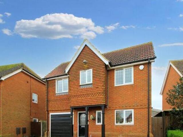 House for sale in Oad Street, Kent