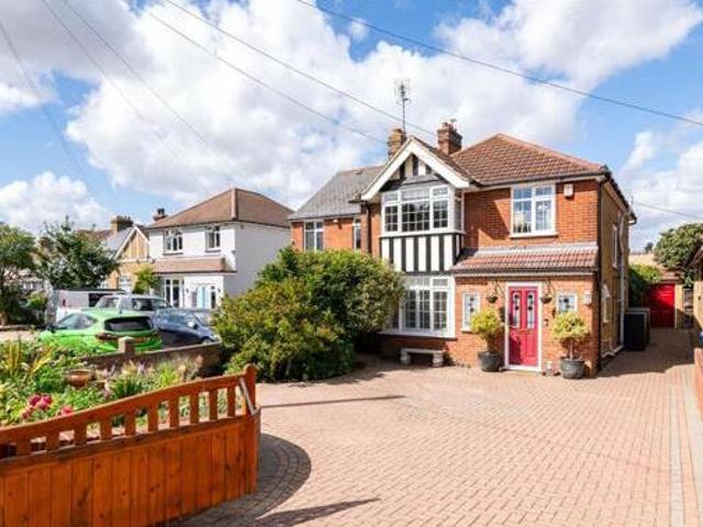 House for sale in Oad Street, Kent