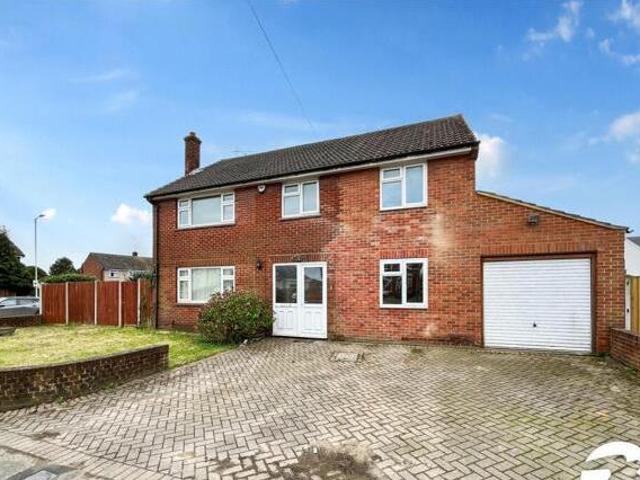 House for sale in Oad Street, Kent