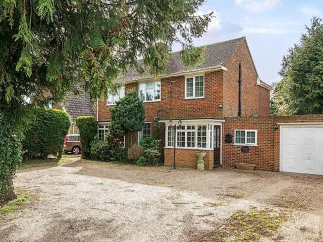 House for sale in Oad Street, Kent
