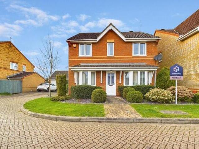 House for sale in Oad Street, Kent