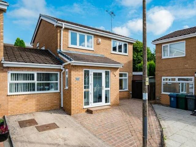 House for sale in Roby Mill, Lancashire