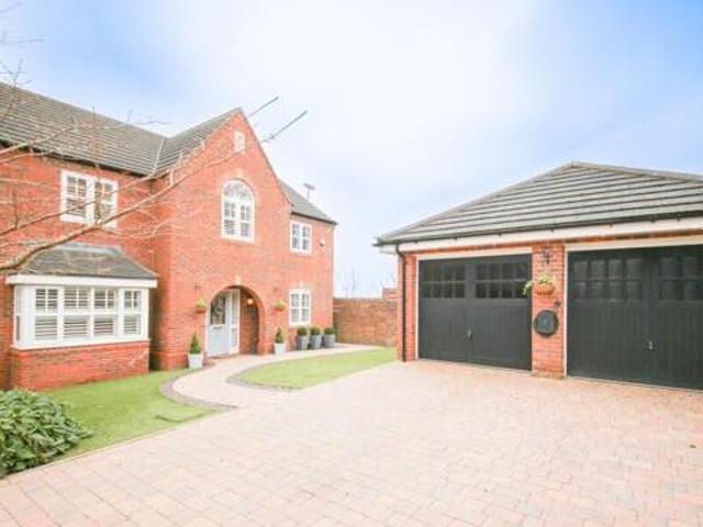 House for sale in Skelmersdale, West Lancashire