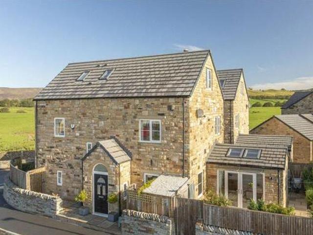 House for sale in Greatwood, Skipton