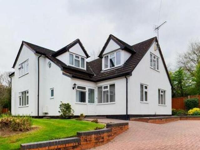 House for sale in Haslucks Green, Solihull