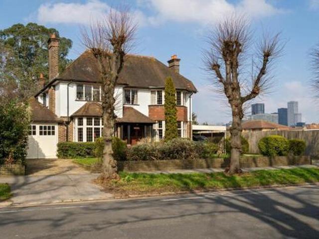 House for sale in Surrey