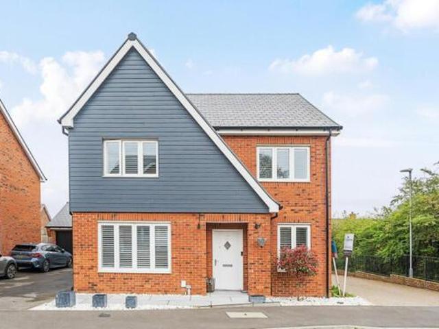 House for sale in Chilworth Old Village, Test Valley