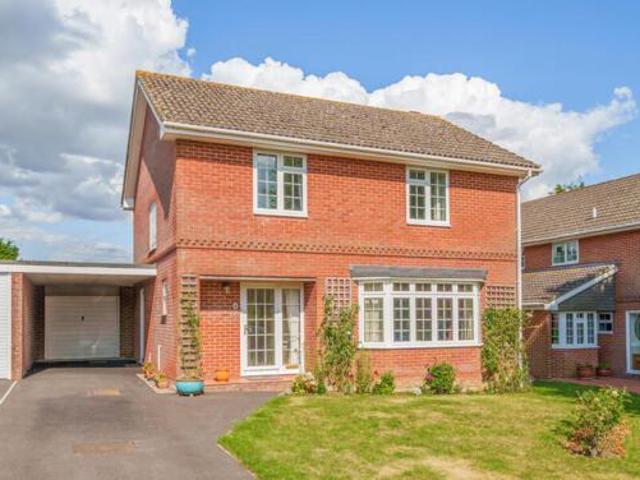 House for sale in Barton Stacey, Hampshire