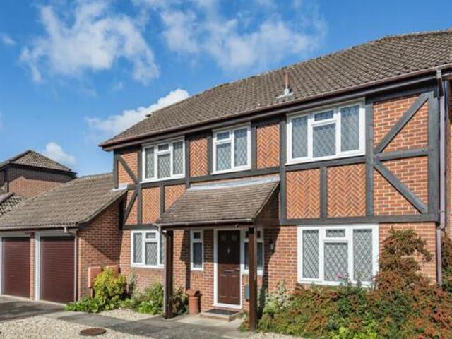 House for sale in Chilworth Old Village, Test Valley