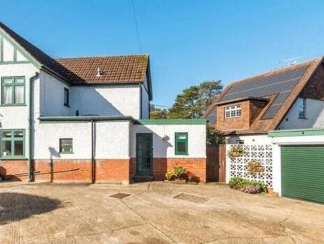 House for sale in Chilworth Old Village, Test Valley