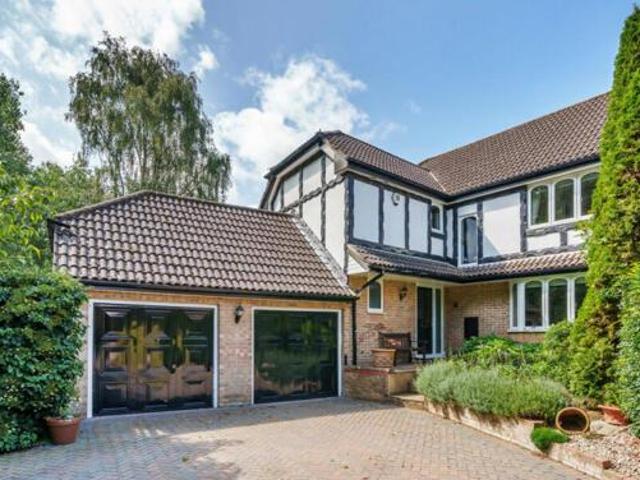 House for sale in Barton Stacey, Hampshire