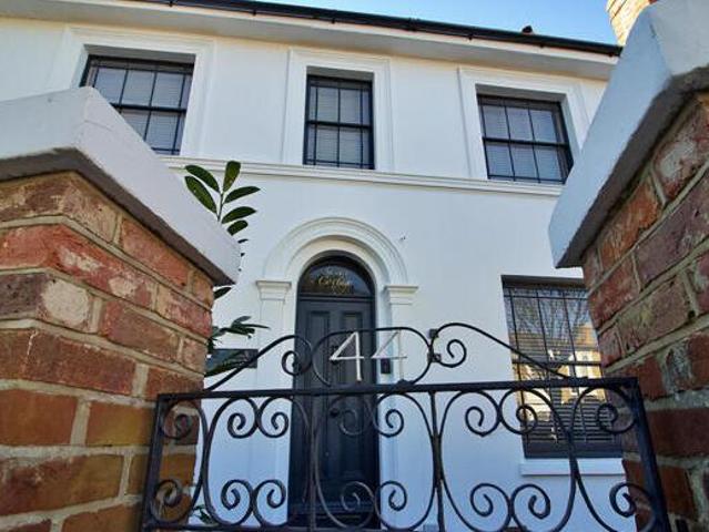 House for sale in Hampshire