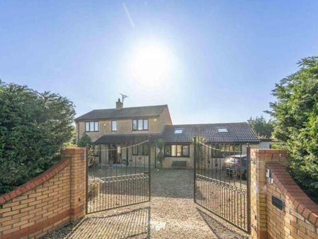 House for sale in Gosberton Clough, Lincolnshire