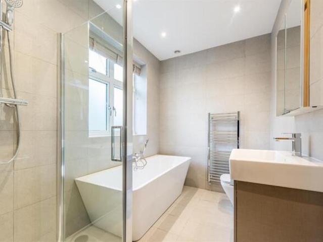 Farm for sale in Wake Green, Birmingham