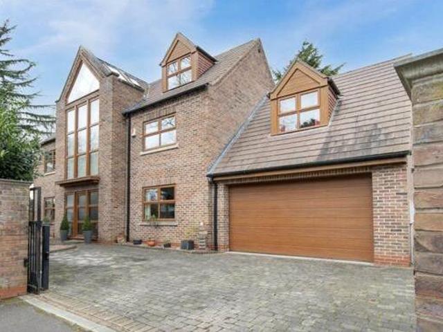 House for sale in Campsall, Doncaster