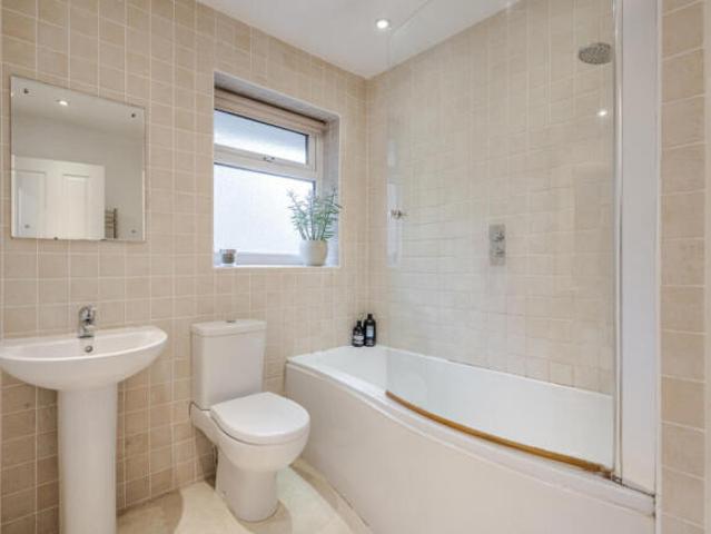 Farm for sale in Navestock Side