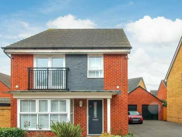 House for sale in Feckenham, City Of Bristol