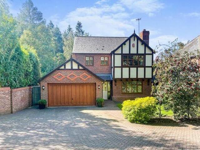 House for sale in Kingsley Moor, Staffordshire