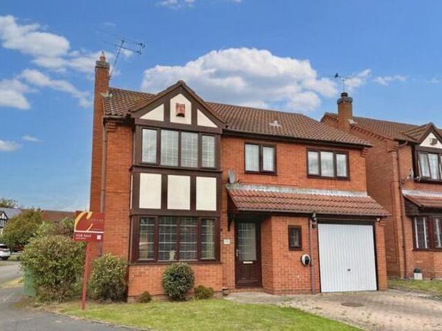 House for sale in Camp Hill, Warwickshire