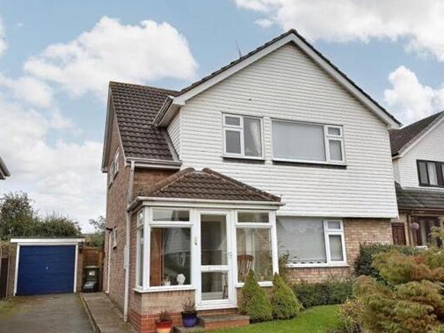 House for sale in Camp Hill, Warwickshire