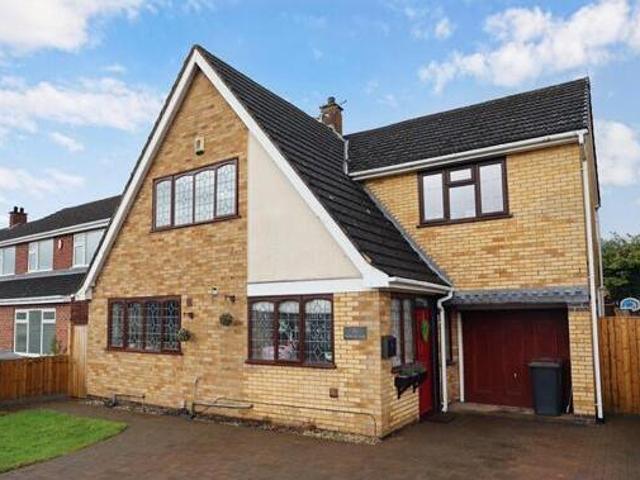 House for sale in Camp Hill, Warwickshire