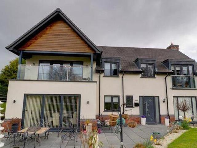 House for sale in Baswich, Staffordshire