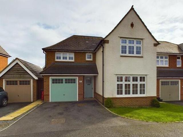 House for sale in Baswich, Staffordshire