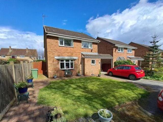 House for sale in Baswich, Staffordshire