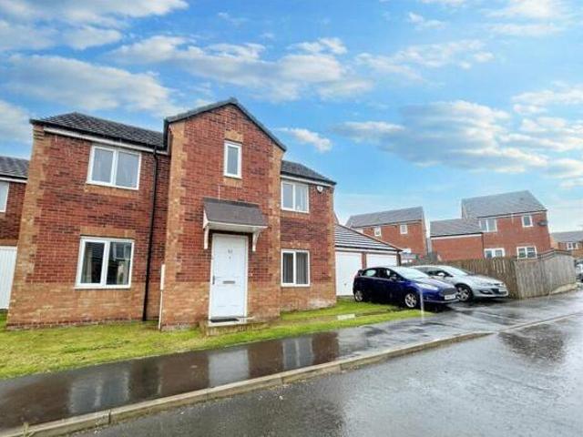 House for sale in Stanley