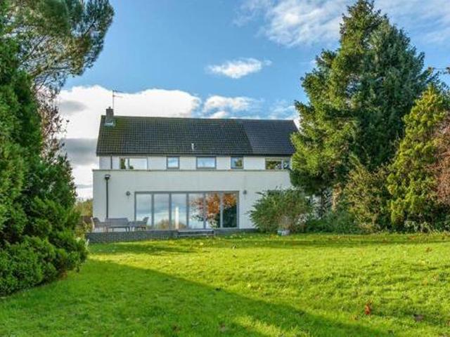 House for sale in Stanley