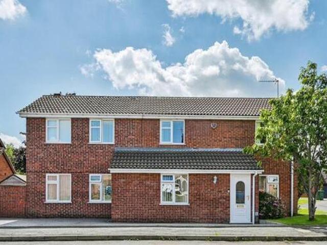House for sale in East Midlands
