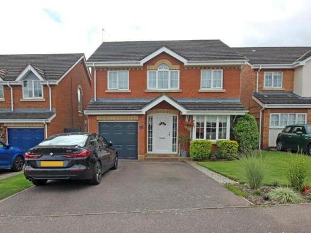 House for sale in Poplars, Shephall