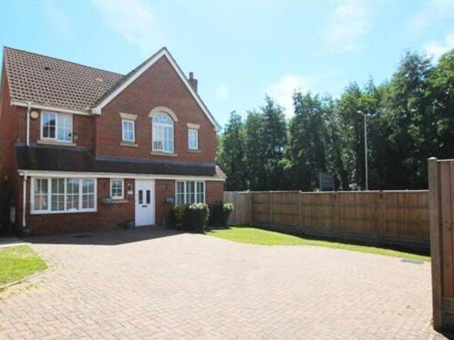 House for sale in Fishers Green, Stevenage