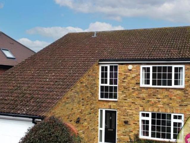 House for sale in Symonds Green, Shephall