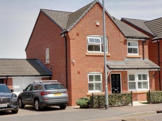 House for sale in Fishers Green, Shephall