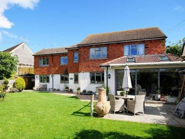 House for sale in Horsham, West Sussex