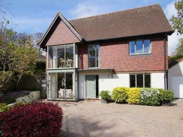 House for sale in Horsham, West Sussex