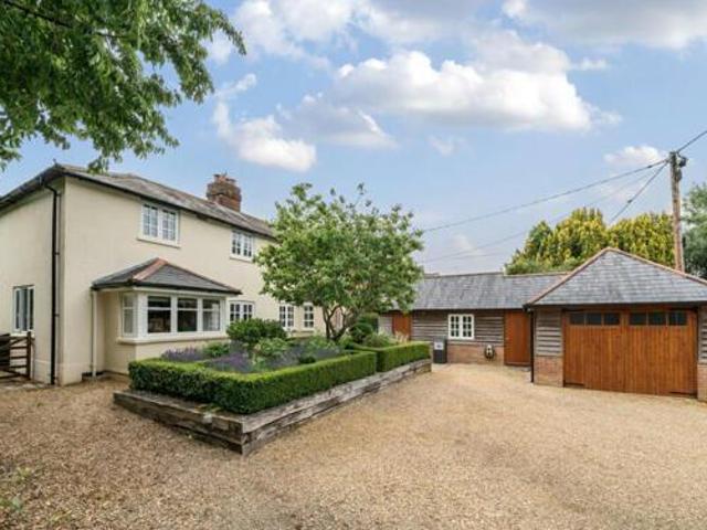 House for sale in Barton Stacey, Hampshire