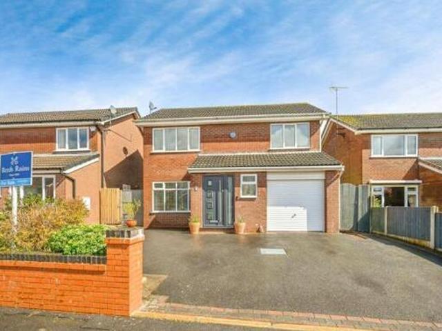 House for sale in Stone, Baswich