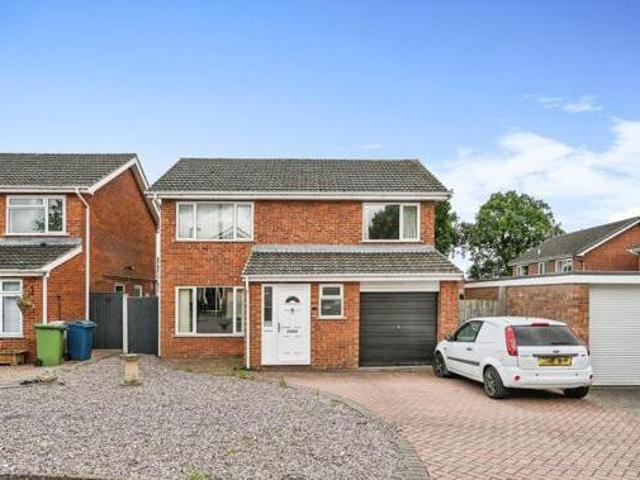 House for sale in Stone, Baswich