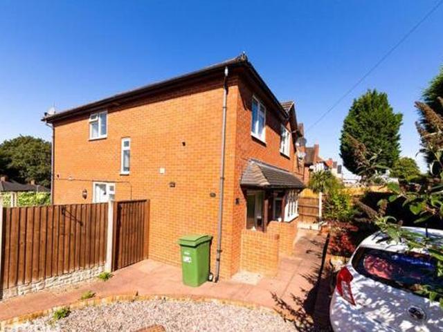 House for sale in Stourbridge, West Midlands