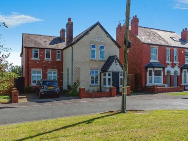 Farm for sale in Old Heath, Wednesfield