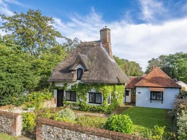 House for sale in Chelmondiston, Suffolk