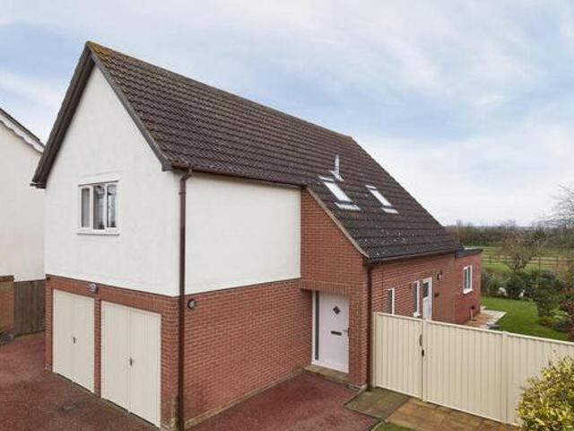 House for sale in Chelmondiston, Suffolk