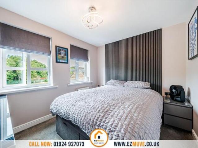 Property for sale in Huddersfield, West Yorkshire