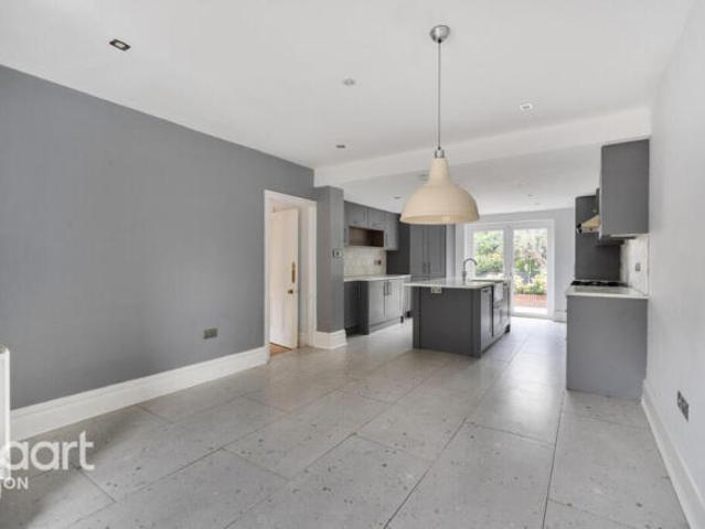 Farm for sale in Slip End, Bedfordshire