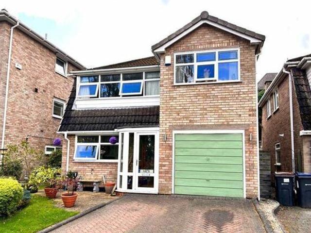 House for sale in Driffold, Birmingham
